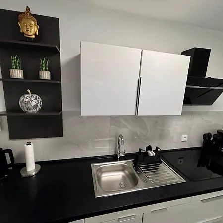 Stylish Luxury Frankfurt Naehe Apartmán *