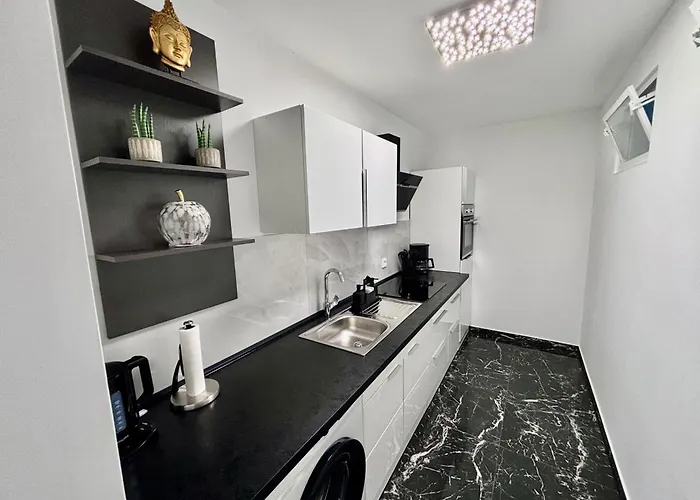 Stylish Luxury Frankfurt Naehe